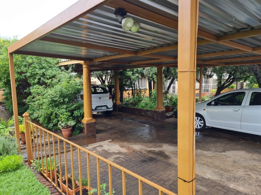 To Let 4 Bedroom Property for Rent in Dan Pienaar Free State